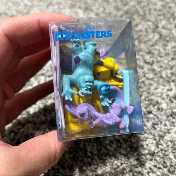 Culturefly Critter Crate Pixar Monsters 11pc Mini Figure Set Cake Toppers - Picture 4 of 7